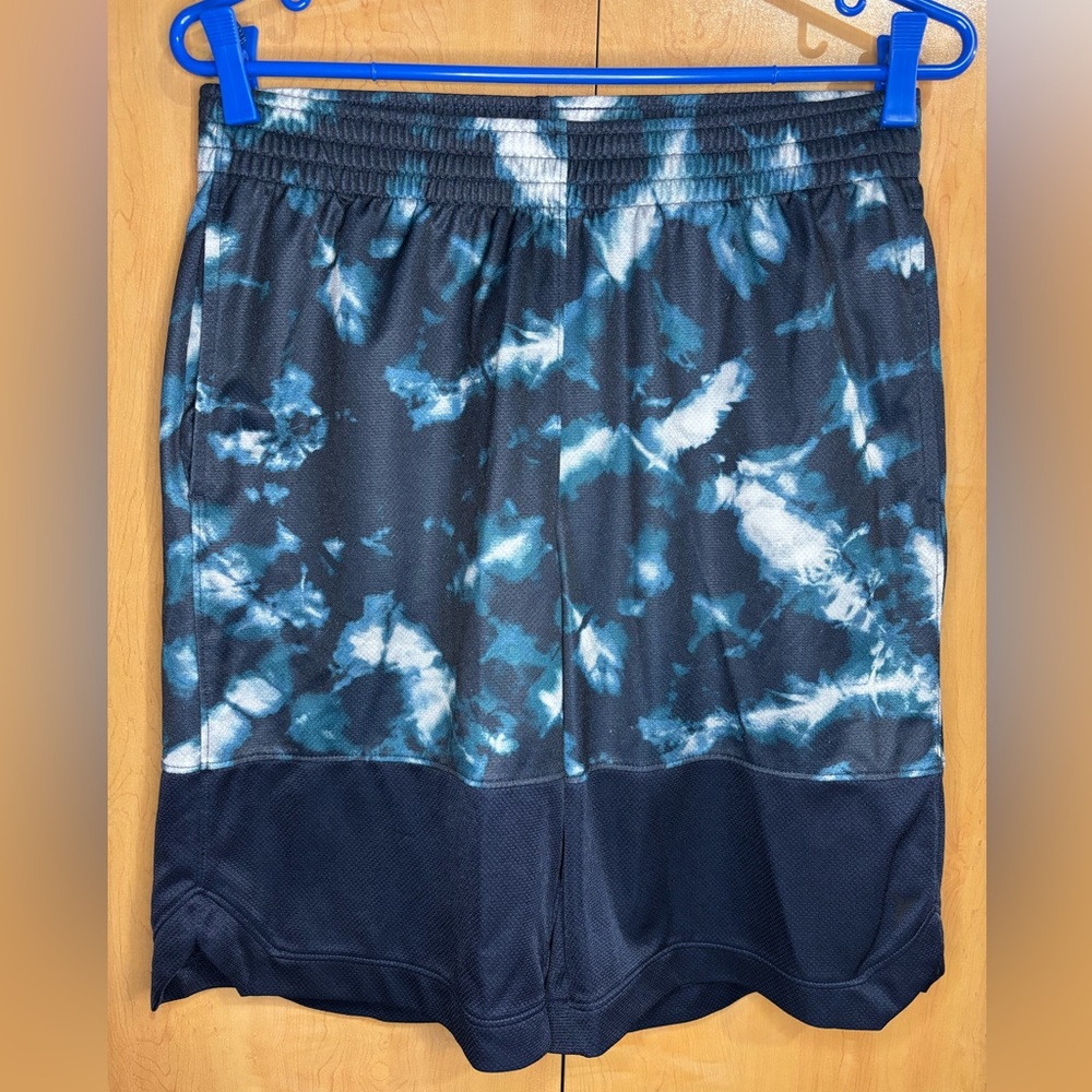 Men’s shorts, Size small, Old Navy Active